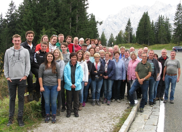 Vereinsausflug Gruppe Rossfeldstraße web