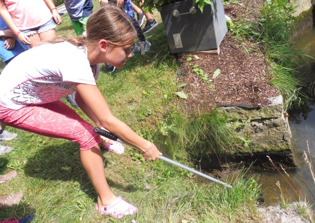 Ferienfreizeit OGV Sofia Einsetzten Fische